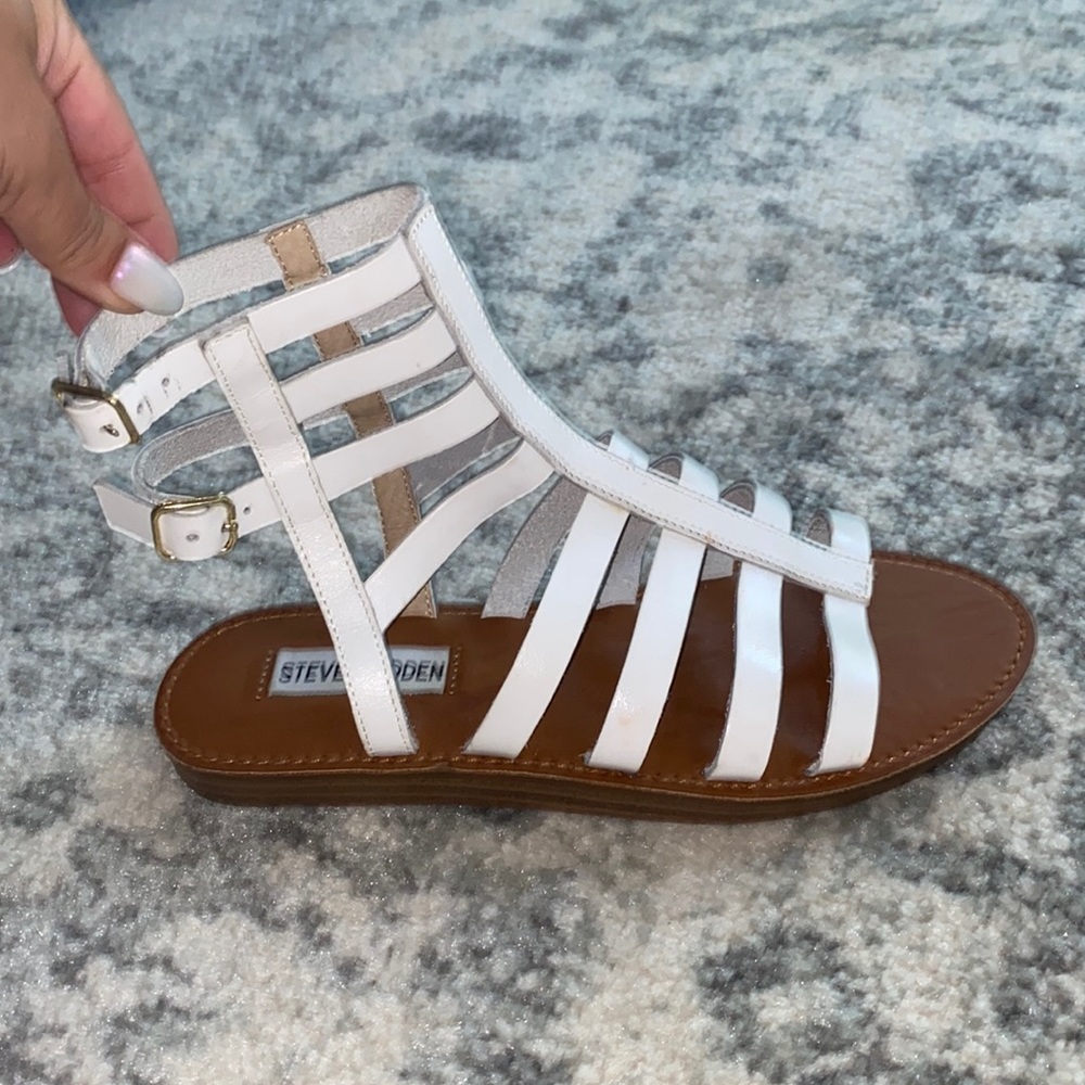 Steve Madden White Sandals Size 6